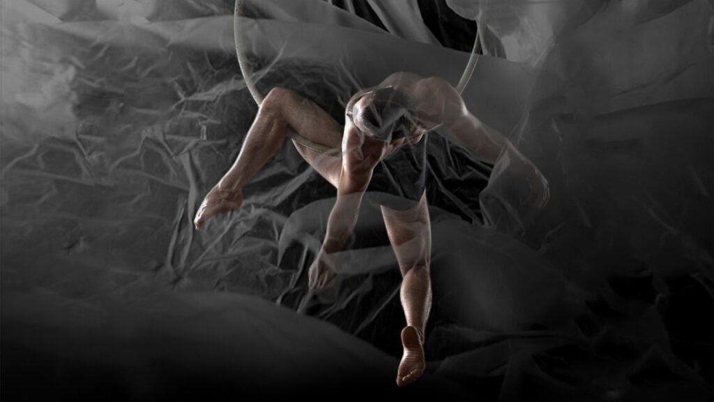 Exploring plastic waste with … a circus?