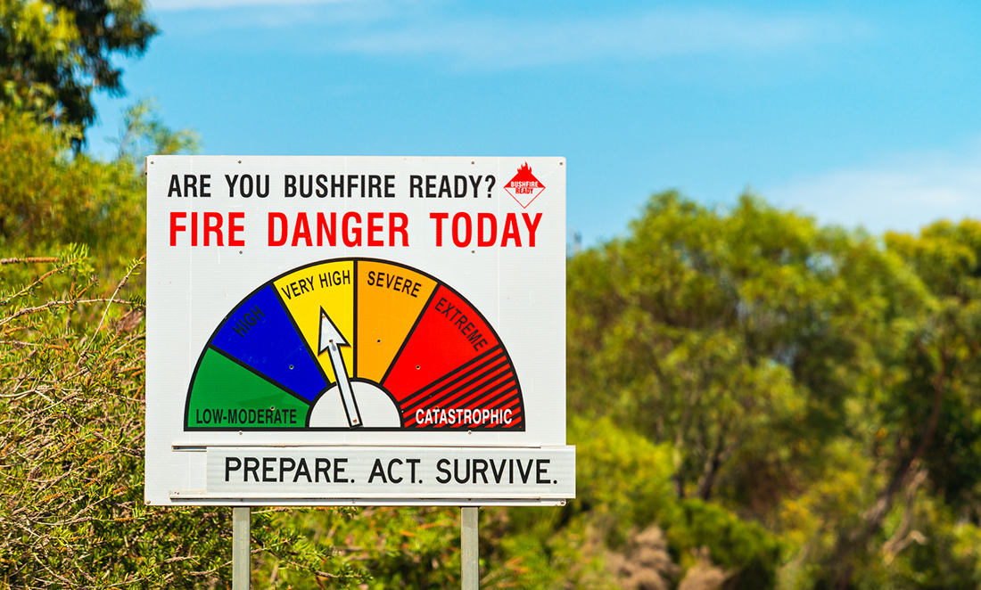 Fire Danger Status and bush fire ready sign