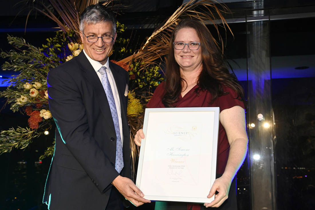 Simone Harrington receiving the Shell Aboriginal STEM Student of the Year award